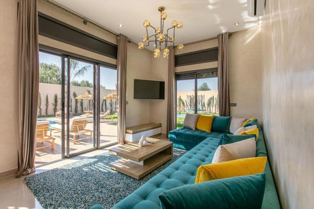 Villa Leila,Piscine , Grand Jardin, Jeux , Cuisiniere Marrakesh Exterior foto